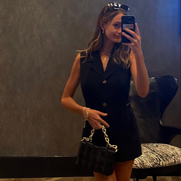 Meet your Posher, Meagan - Picture 2 of 4